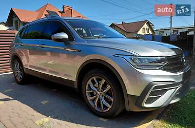 Внедорожник / Кроссовер Volkswagen Tiguan 2023 в Ивано-Франковске