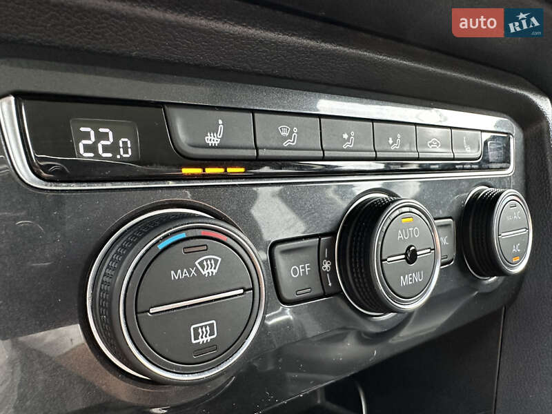 Внедорожник / Кроссовер Volkswagen Tiguan 2018 в Киеве