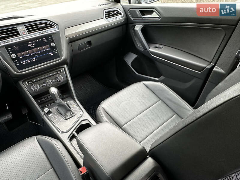 Внедорожник / Кроссовер Volkswagen Tiguan 2018 в Киеве