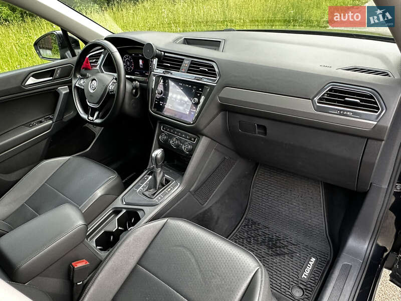 Внедорожник / Кроссовер Volkswagen Tiguan 2018 в Киеве