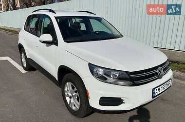 Внедорожник / Кроссовер Volkswagen Tiguan 2017 в Хмельницком