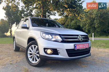 Внедорожник / Кроссовер Volkswagen Tiguan 2017 в 