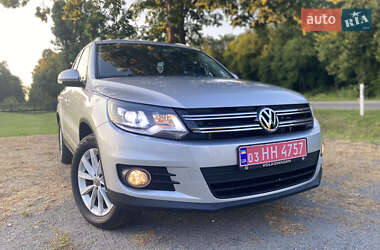 Внедорожник / Кроссовер Volkswagen Tiguan 2017 в 