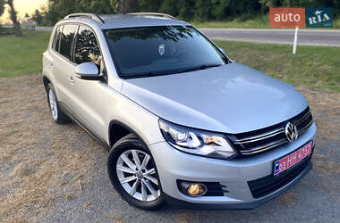 Внедорожник / Кроссовер Volkswagen Tiguan 2017 в 