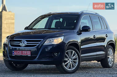 Внедорожник / Кроссовер Volkswagen Tiguan 2011 в Самборе
