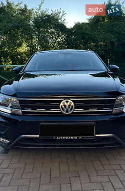 Внедорожник / Кроссовер Volkswagen Tiguan 2019 в Киеве