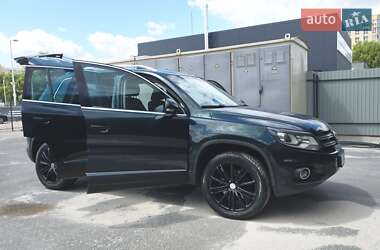 Внедорожник / Кроссовер Volkswagen Tiguan 2013 в Киеве