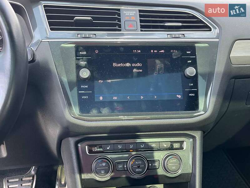 Позашляховик / Кросовер Volkswagen Tiguan 2018 в Львові