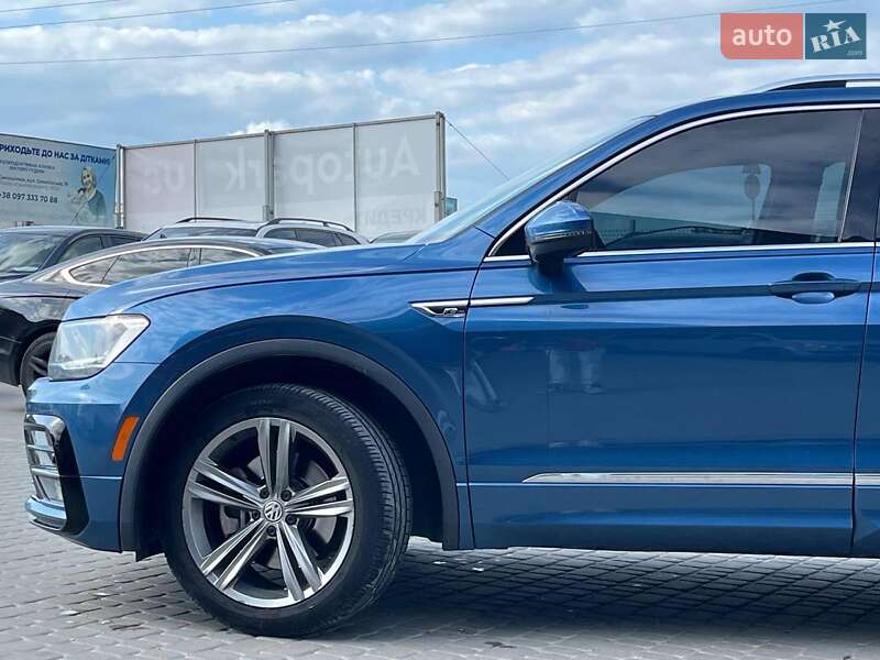 Позашляховик / Кросовер Volkswagen Tiguan 2018 в Львові