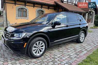 Позашляховик / Кросовер Volkswagen Tiguan 2018 в Львові