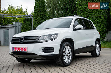 Внедорожник / Кроссовер Volkswagen Tiguan 2017 в Ровно