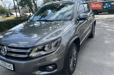 Внедорожник / Кроссовер Volkswagen Tiguan 2012 в Днепре