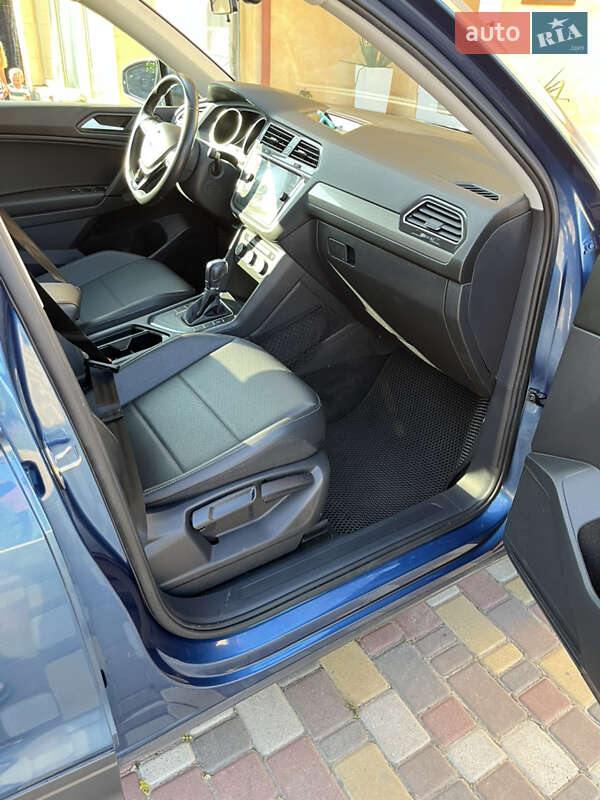 Позашляховик / Кросовер Volkswagen Tiguan 2018 в Хусті