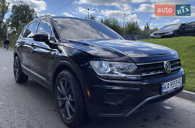 Позашляховик / Кросовер Volkswagen Tiguan 2018 в Львові