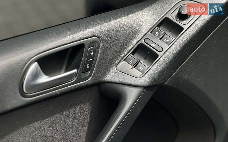 Внедорожник / Кроссовер Volkswagen Tiguan 2014 в Ивано-Франковске