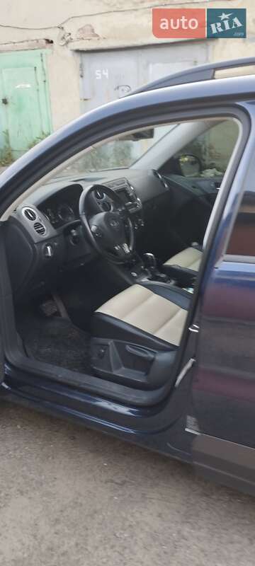 Внедорожник / Кроссовер Volkswagen Tiguan 2015 в Львове