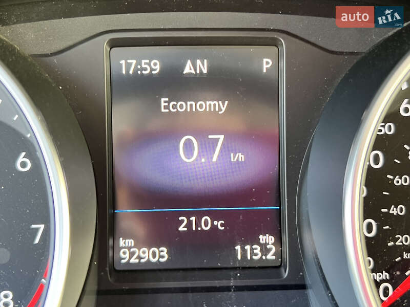 Внедорожник / Кроссовер Volkswagen Tiguan 2017 в Ивано-Франковске