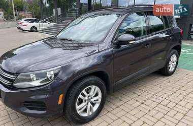 Внедорожник / Кроссовер Volkswagen Tiguan 2015 в Киеве