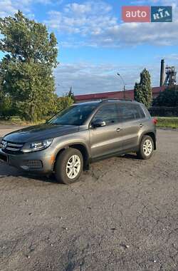 Внедорожник / Кроссовер Volkswagen Tiguan 2015 в Павлограде