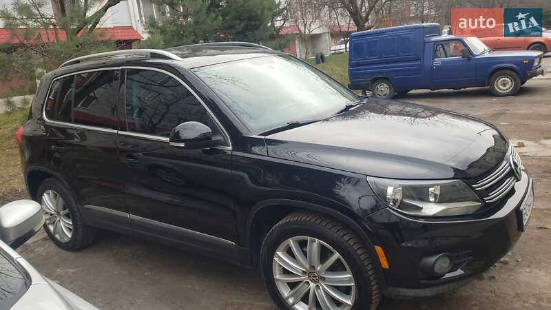 Внедорожник / Кроссовер Volkswagen Tiguan 2011 в Львове