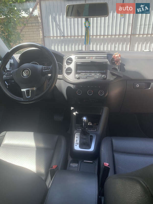 Внедорожник / Кроссовер Volkswagen Tiguan 2014 в Киеве