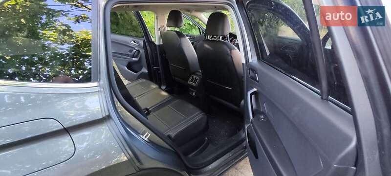 Внедорожник / Кроссовер Volkswagen Tiguan 2017 в Ровно фото 11 Внедорожник / Кроссовер Volkswagen Tiguan 2017 в Ровно