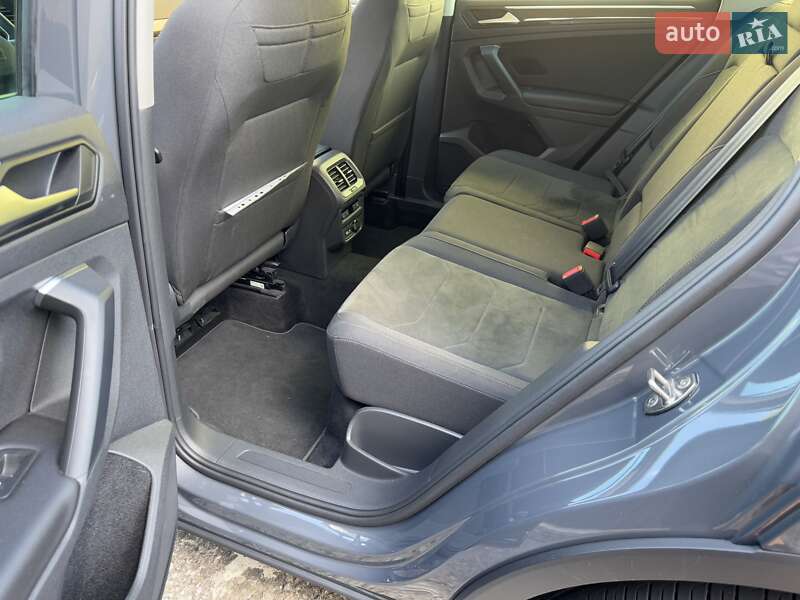 Позашляховик / Кросовер Volkswagen Tiguan 2021 в Києві