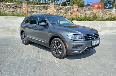 Внедорожник / Кроссовер Volkswagen Tiguan 2017 в Тернополе