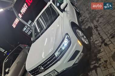 Позашляховик / Кросовер Volkswagen Tiguan 2018 в Рівному