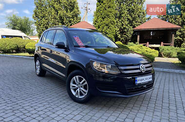 Внедорожник / Кроссовер Volkswagen Tiguan 2016 в Львове