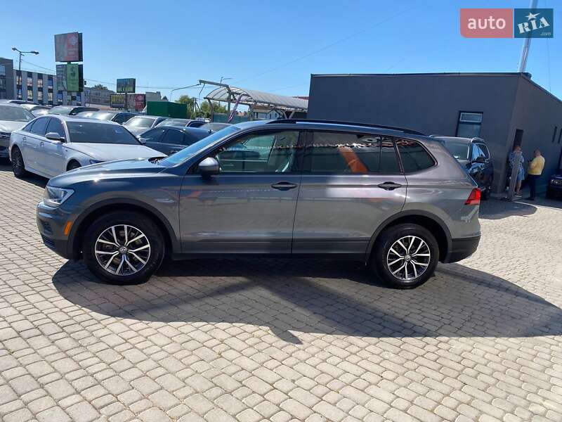 Внедорожник / Кроссовер Volkswagen Tiguan 2017 в Львове