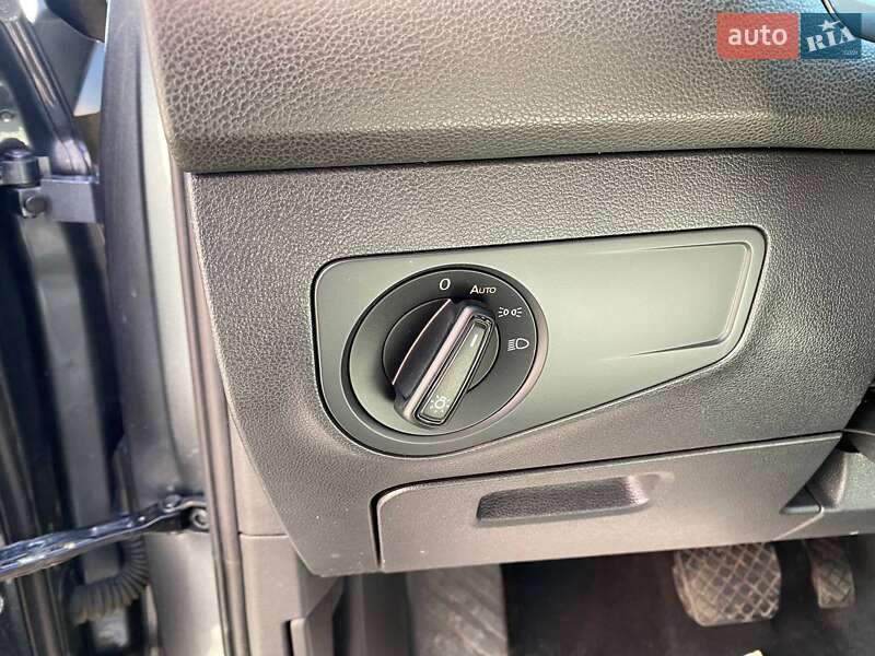 Внедорожник / Кроссовер Volkswagen Tiguan 2017 в Львове
