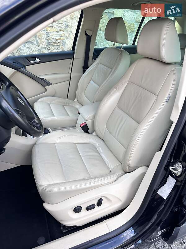 Внедорожник / Кроссовер Volkswagen Tiguan 2008 в Ровно
