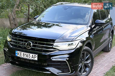 Внедорожник / Кроссовер Volkswagen Tiguan 2023 в Каменском