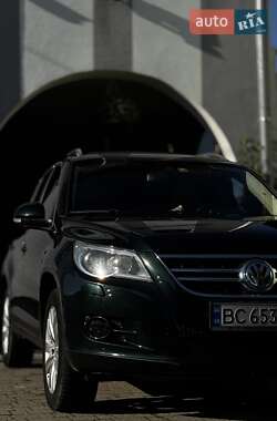 Внедорожник / Кроссовер Volkswagen Tiguan 2010 в Дрогобыче