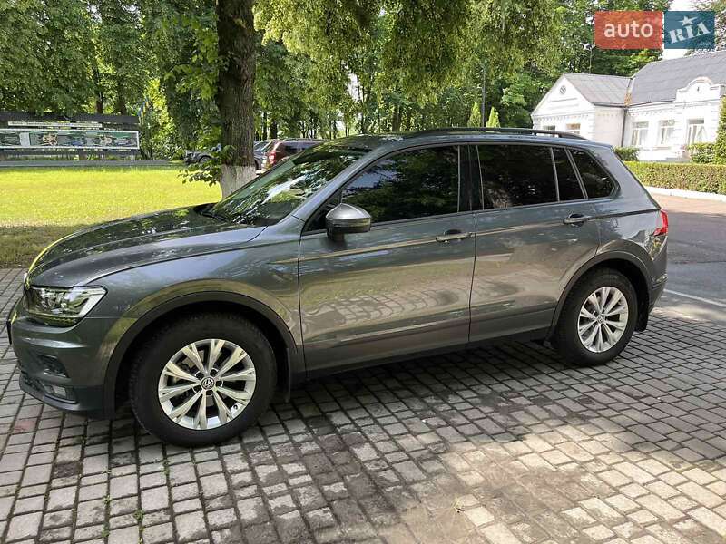 Позашляховик / Кросовер Volkswagen Tiguan 2020 в Звягелі