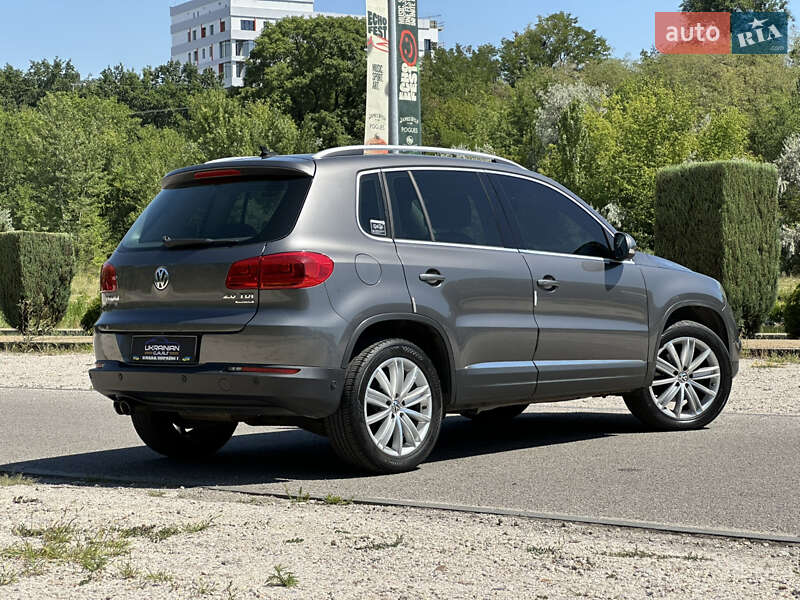 Позашляховик / Кросовер Volkswagen Tiguan 2014 в Дніпрі