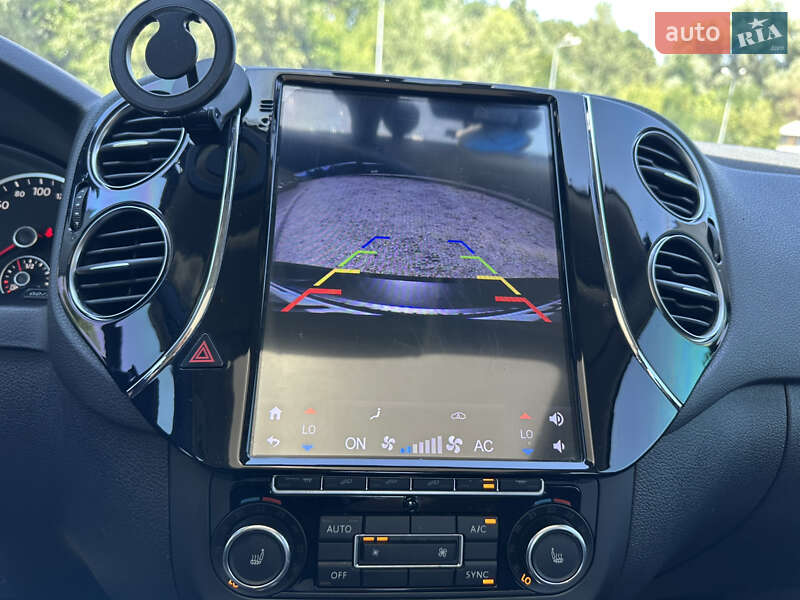 Позашляховик / Кросовер Volkswagen Tiguan 2014 в Дніпрі