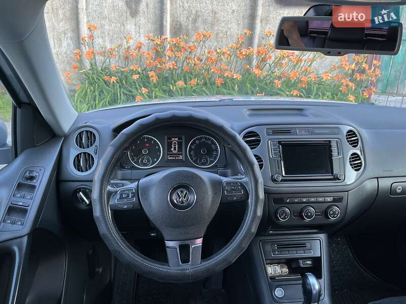 Внедорожник / Кроссовер Volkswagen Tiguan 2016 в Миргороде