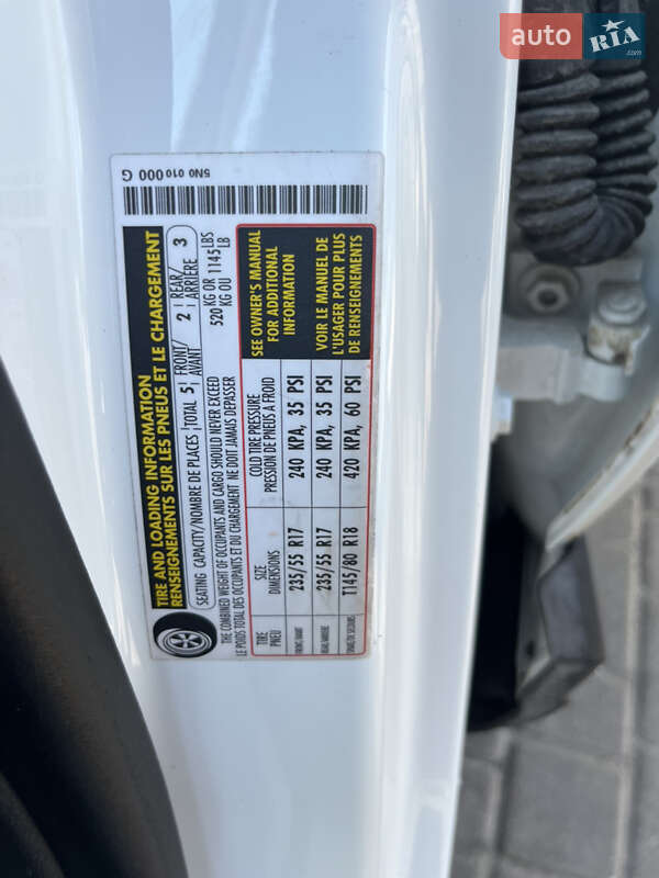 Внедорожник / Кроссовер Volkswagen Tiguan 2017 в Звягеле