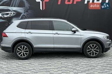 Внедорожник / Кроссовер Volkswagen Tiguan 2020 в 