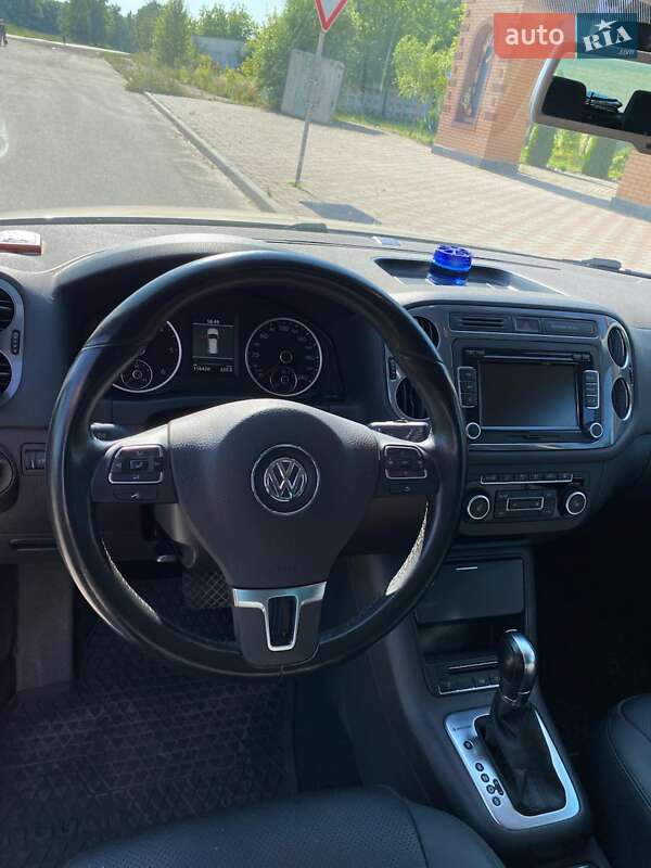 Внедорожник / Кроссовер Volkswagen Tiguan 2012 в Шостке фото 13 Внедорожник / Кроссовер Volkswagen Tiguan 2012 в Шостке