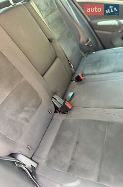 Внедорожник / Кроссовер Volkswagen Tiguan 2012 в 