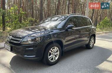 Внедорожник / Кроссовер Volkswagen Tiguan 2017 в Харькове