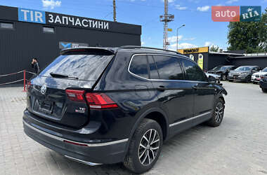 Внедорожник / Кроссовер Volkswagen Tiguan 2018 в Львове