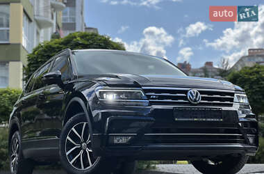 Позашляховик / Кросовер Volkswagen Tiguan 2021 в Івано-Франківську