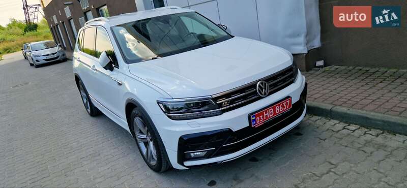 Внедорожник / Кроссовер Volkswagen Tiguan 2018 в 