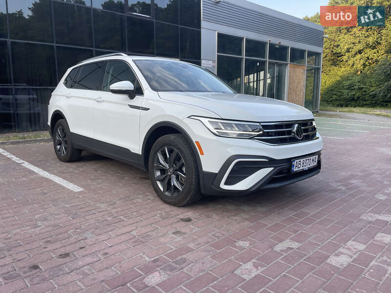 Внедорожник / Кроссовер Volkswagen Tiguan 2022 в Виннице