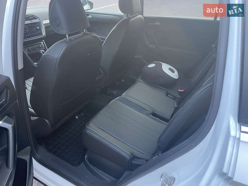 Внедорожник / Кроссовер Volkswagen Tiguan 2022 в Виннице