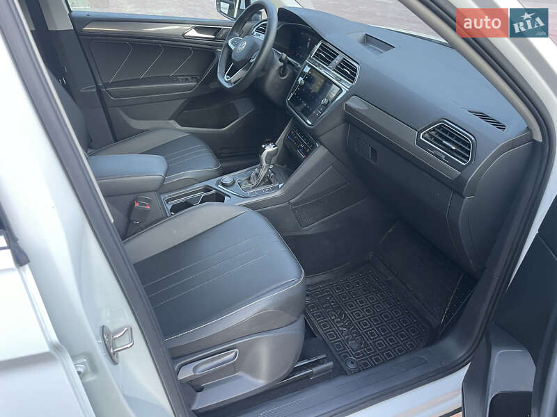 Внедорожник / Кроссовер Volkswagen Tiguan 2022 в Виннице